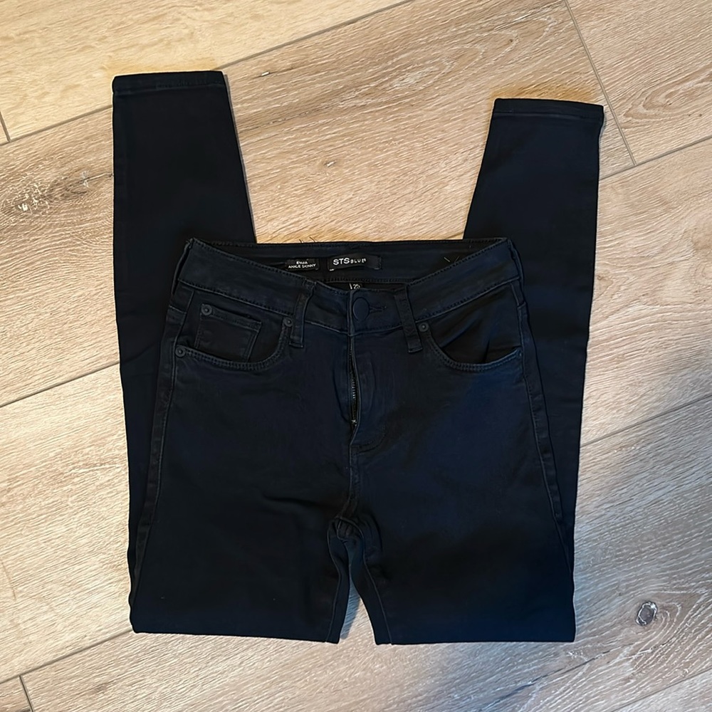 STSblue black jeggings